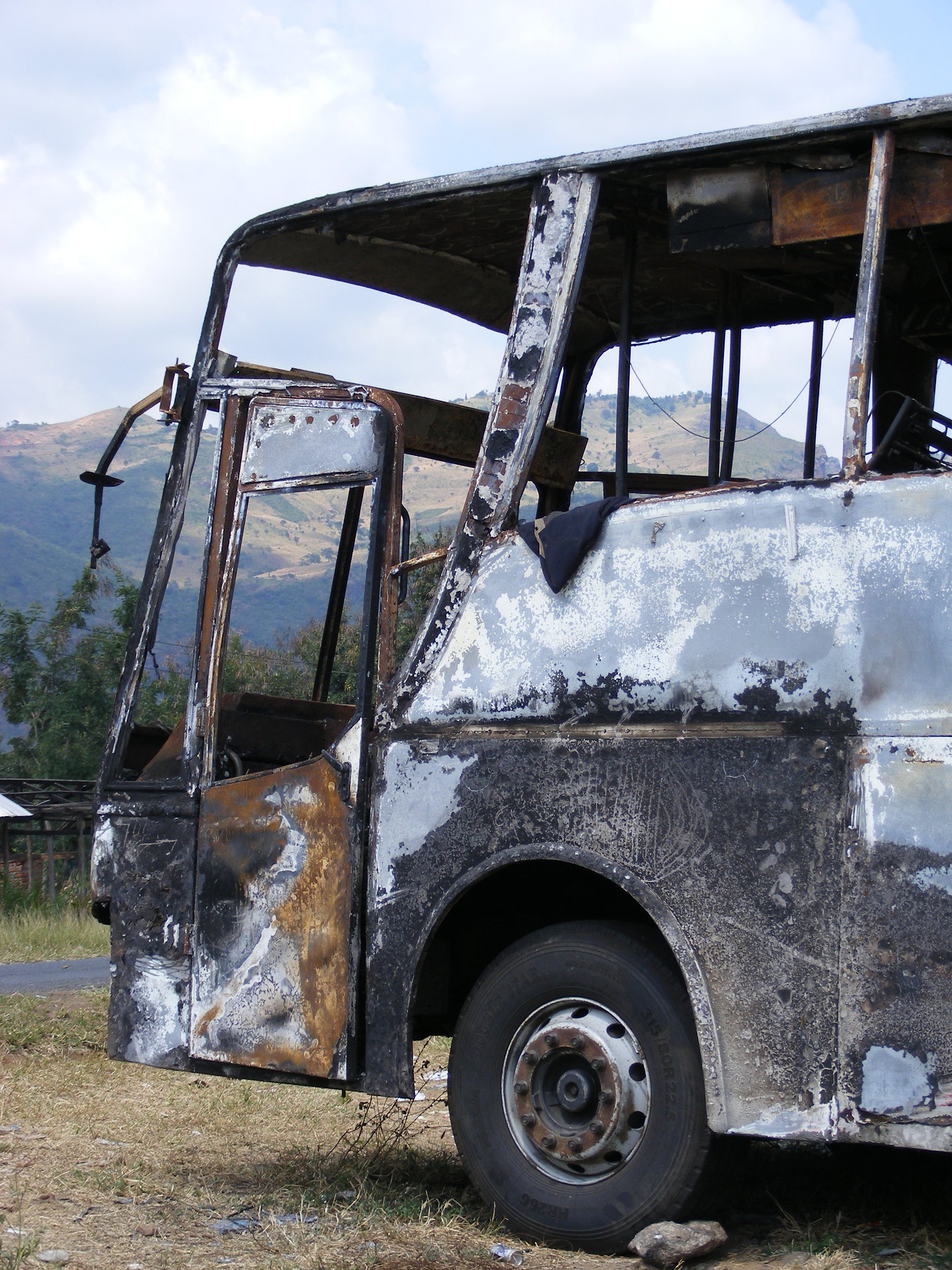 Scrap car buyers near Everett MA